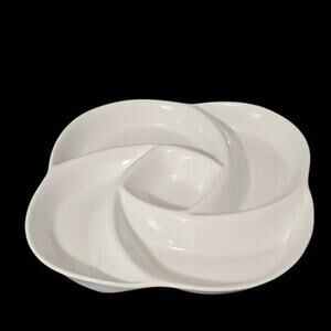 Over and Back White Porcelain Swirl Square Platter 12 in Microwave/DW Safe